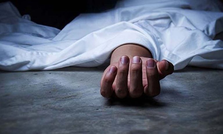 যাত্রাবাড়ীতে পুলিশ কর্মকর্তার মা-বাবাকে কুপিয়ে হত্যা