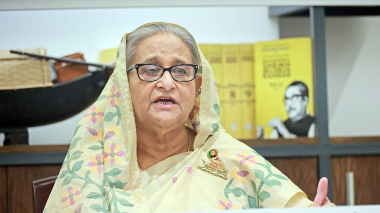 নিজেদের রাজাকার ঘোষণা দিয়ে শিক্ষার্থীদের স্লোগান লজ্জার: প্রধানমন্ত্রী