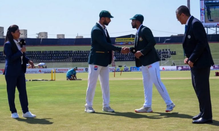 টস জিতে বোলিংয়ে বাংলাদেশ, একাদশে পরিবর্তন