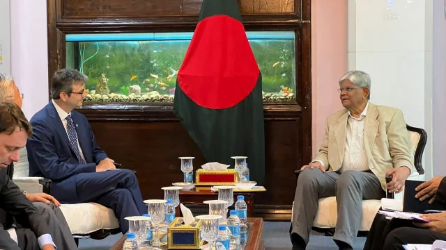 পাচার হওয়া অর্থ ফেরাতে যুক্তরাষ্ট্রের সহযোগিতা কামনা