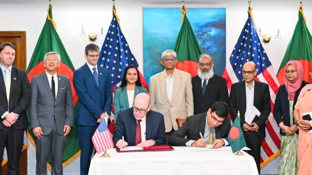 অন্তর্বর্তী সরকারের সঙ্গে ২০০ মিলিয়ন ডলারের চুক্তি যুক্তরাষ্ট্রের