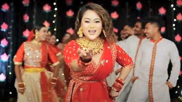 পূজায় ‘লাগছে কেমন’ গান নিয়ে হাজির বারিশ