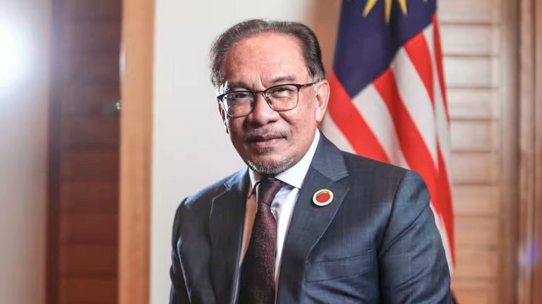 আজ ঢাকায় আসছেন মালয়েশিয়ার প্রধানমন্ত্রী